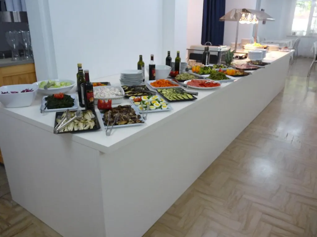 Hotel Pierre Riccione