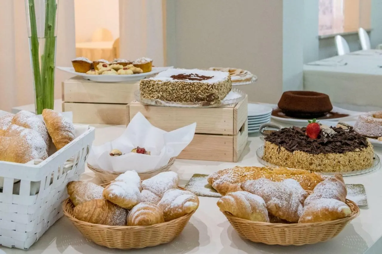 Hotel Pierre Riccione